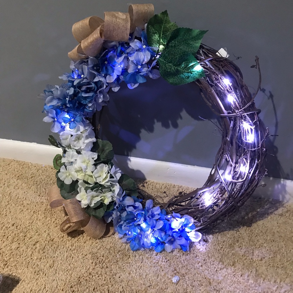 Custom made wreaths - Picture 5 of 7